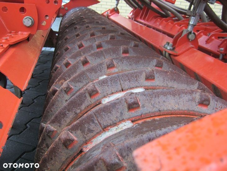 Kuhn HR 304 D + VENTA LC 3000 - 7