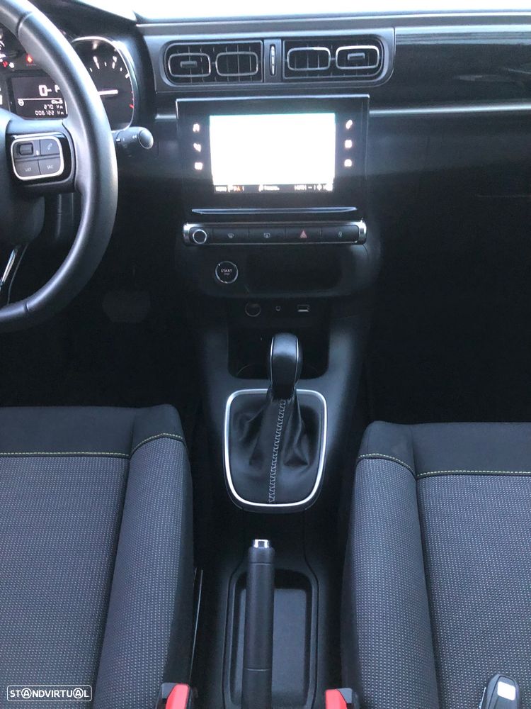 Citroën C3 1.2 PureTech Shine EAT6 - 24