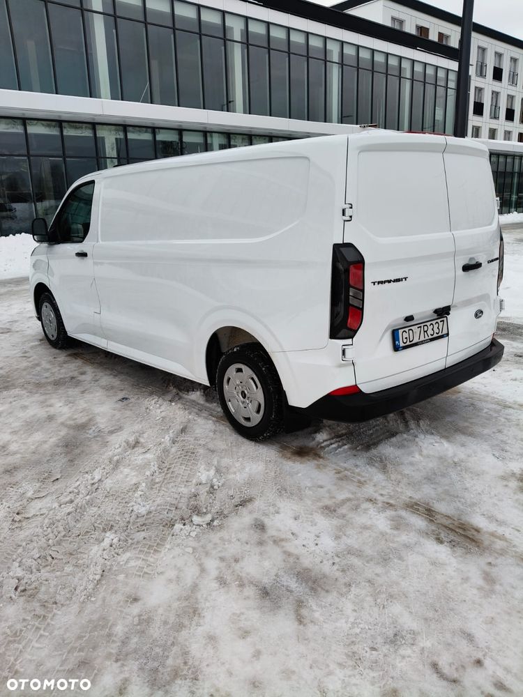 Ford TRANSIT CUSTOM - 13