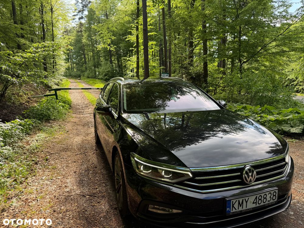 Volkswagen Passat 2.0 TDI Business DSG - 11