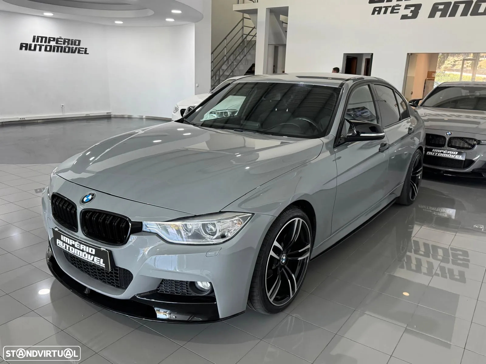BMW 320 d EfficientDynamics Auto - 40