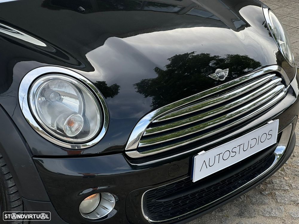 MINI 3 Portas One D - 11