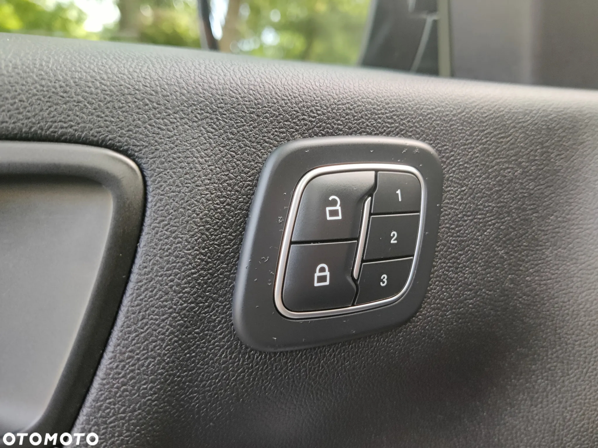 Ford Escape 2.0 EcoBoost AWD Titanium - 23