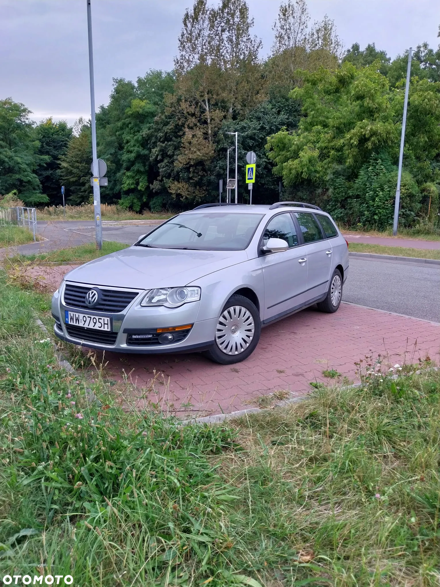 Volkswagen Passat 2.0 TDI Comfortline - 13