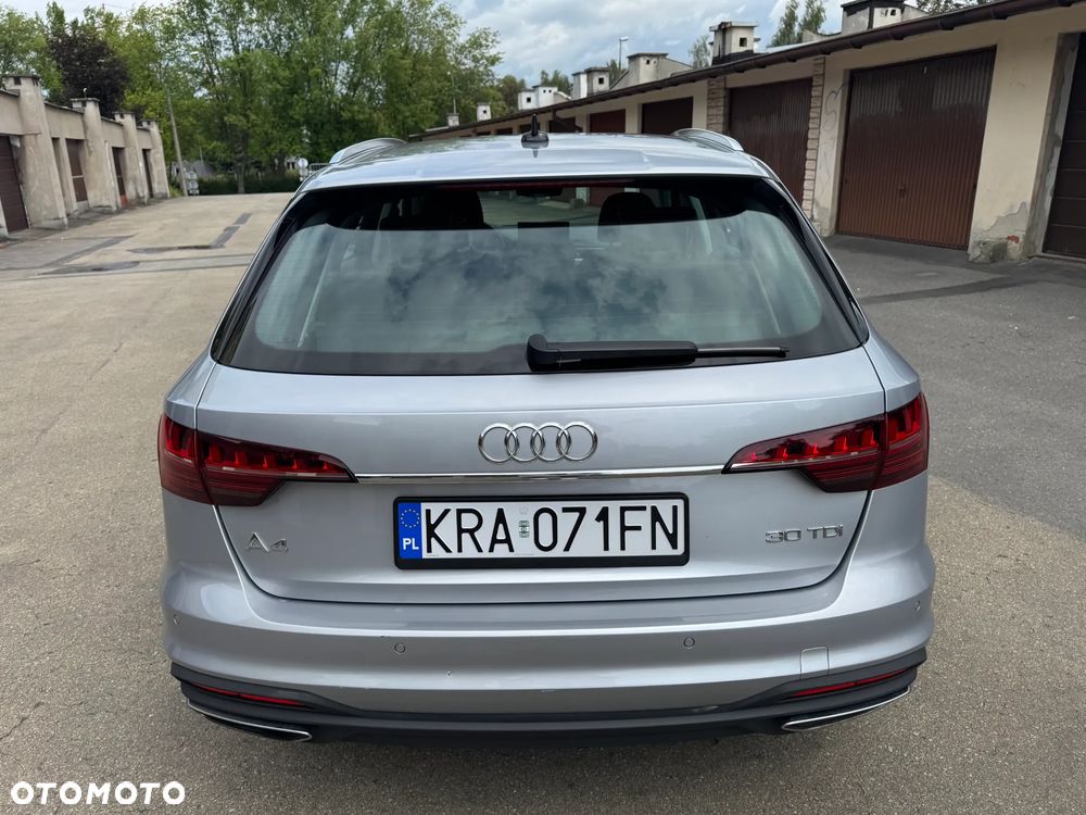 Audi A4 Avant - 7