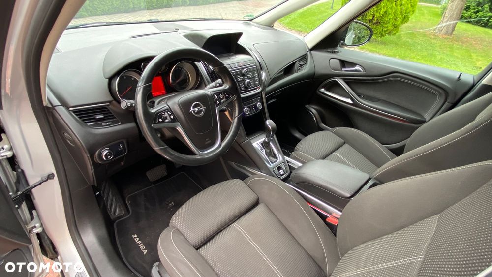 Opel Zafira - 23