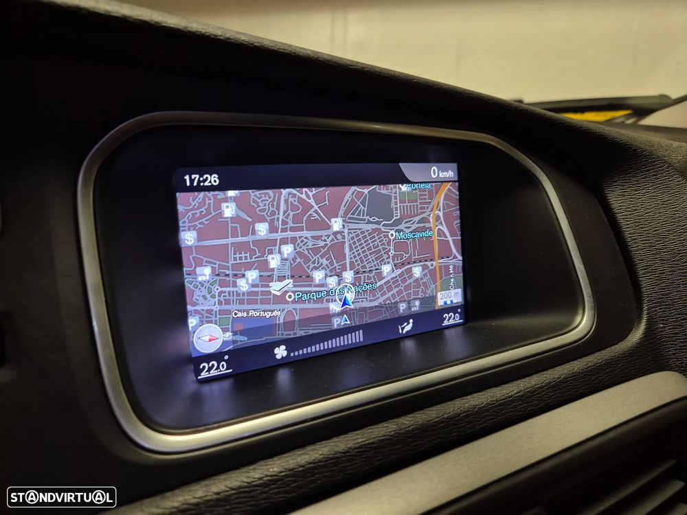 Volvo V40 Cross Country 2.0 D2 Summum - 23