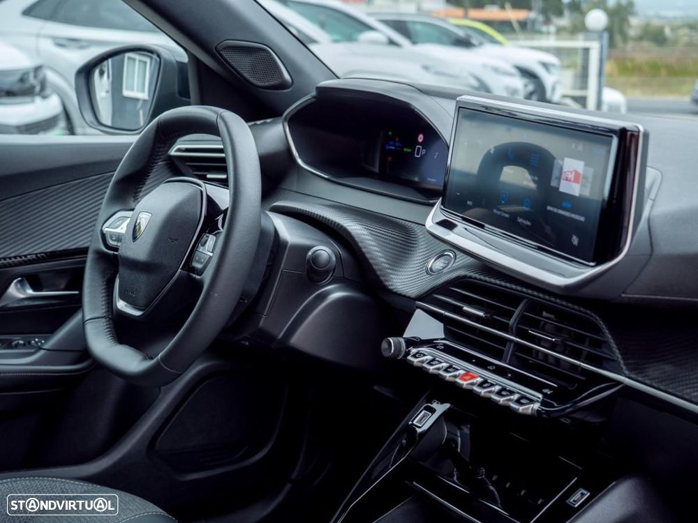 Peugeot e-2008 54 kWh Allure - 19