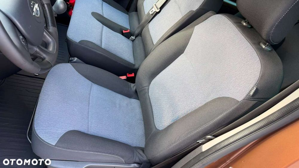 Opel Vivaro - 19