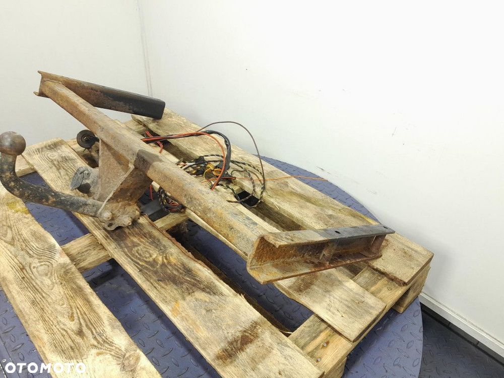 VW PASSAT B5 FL KOMBI HAK HOLOWNICZY DO PRZYCZEPY 7PIN - 5