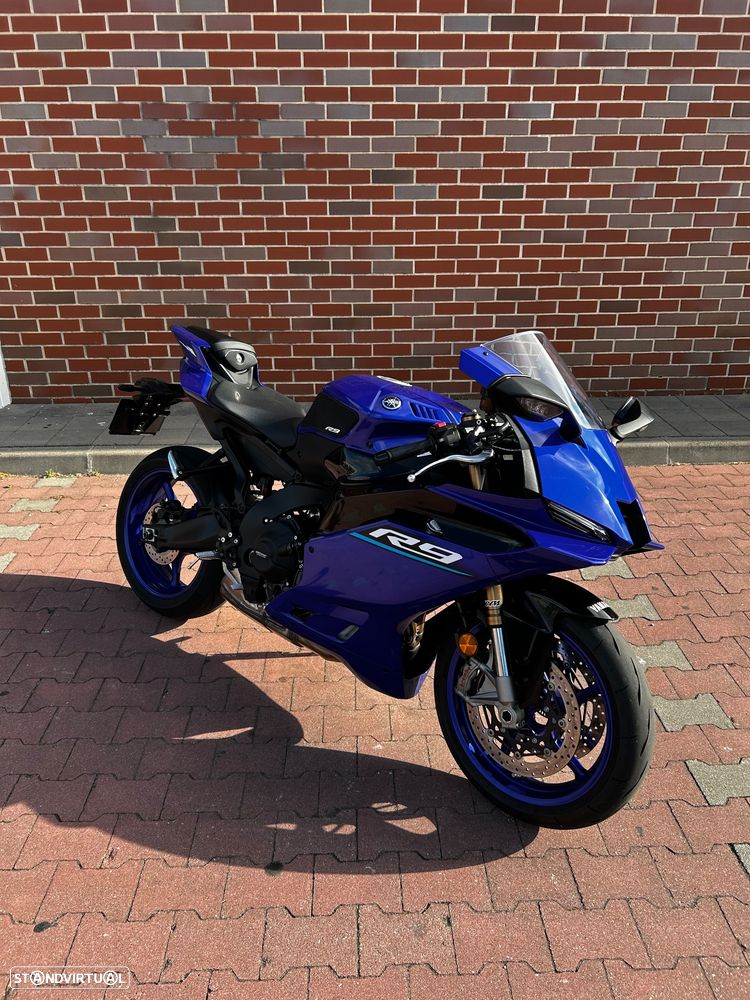 Yamaha YZF R9 - 7