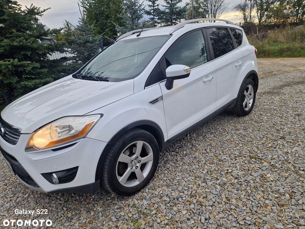 Ford Kuga - 2