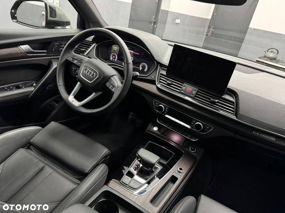 Audi Q5 55 TFSIe quattro S tronic S line - 20