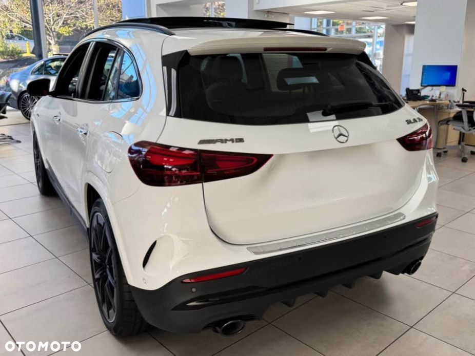 Mercedes-Benz GLA AMG 35 mHEV 4-Matic 8G-DCT - 2
