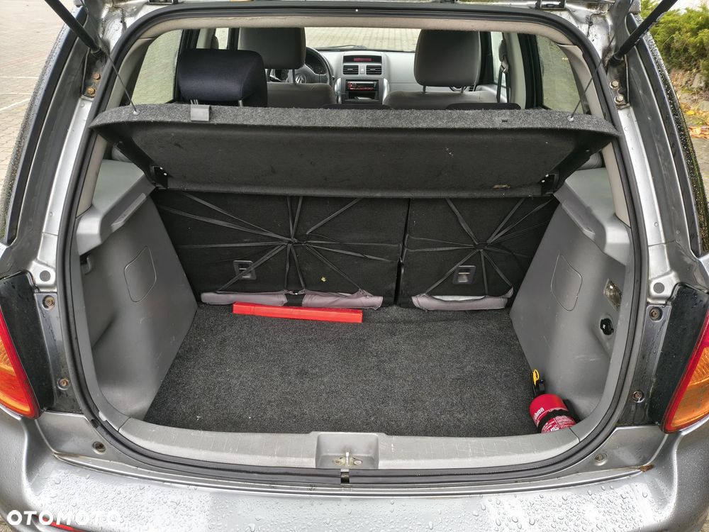 Suzuki SX4 - 8
