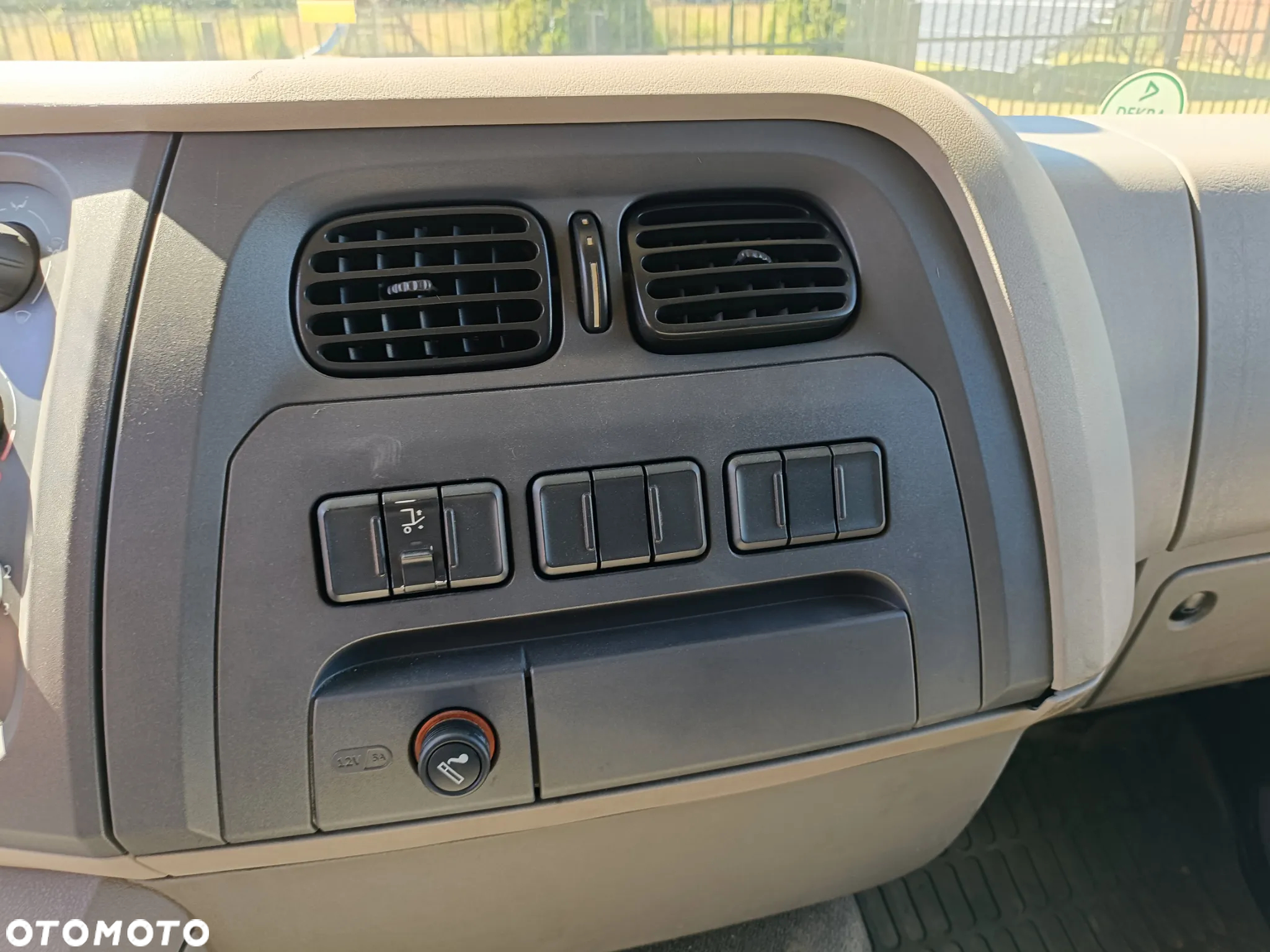 DAF LF 220FA - 12