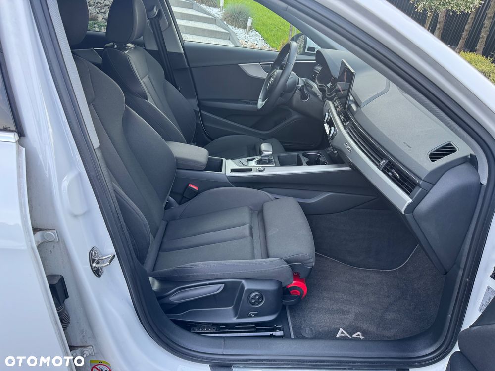 Audi A4 Avant 40 TFSI mHEV Quattro Advanced S tronic - 25