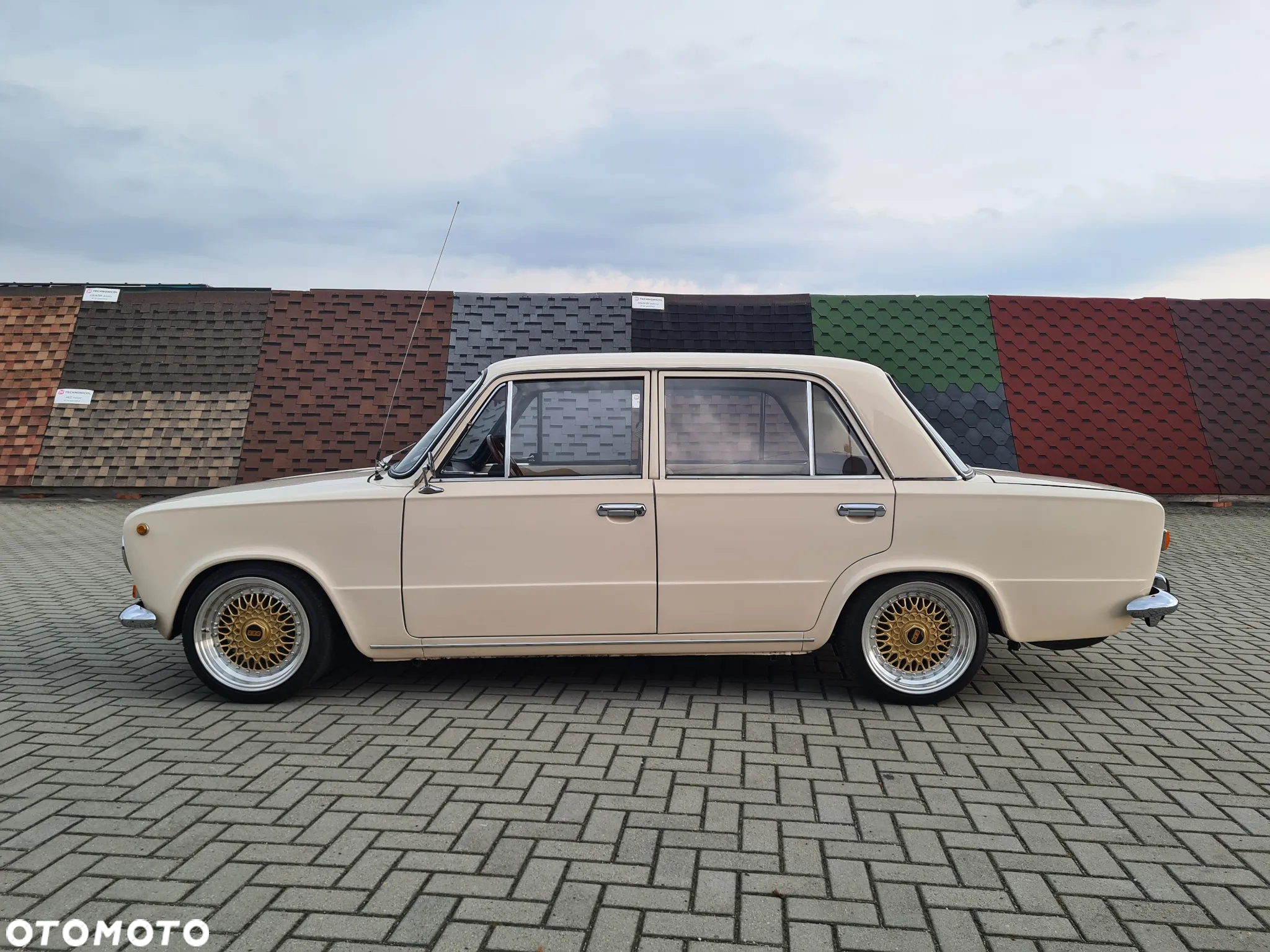 Uaz Inny - 7