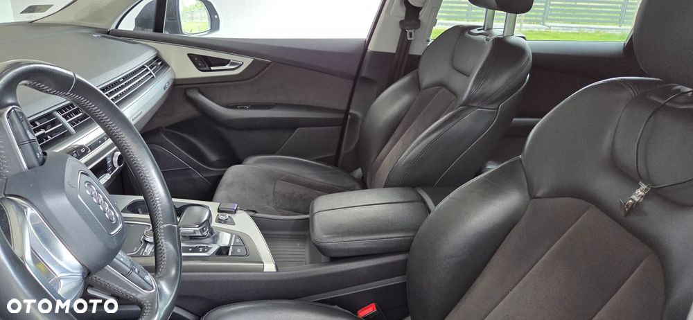 Audi Q7 - 8