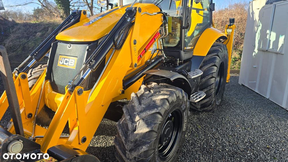 JCB 3CX - 5