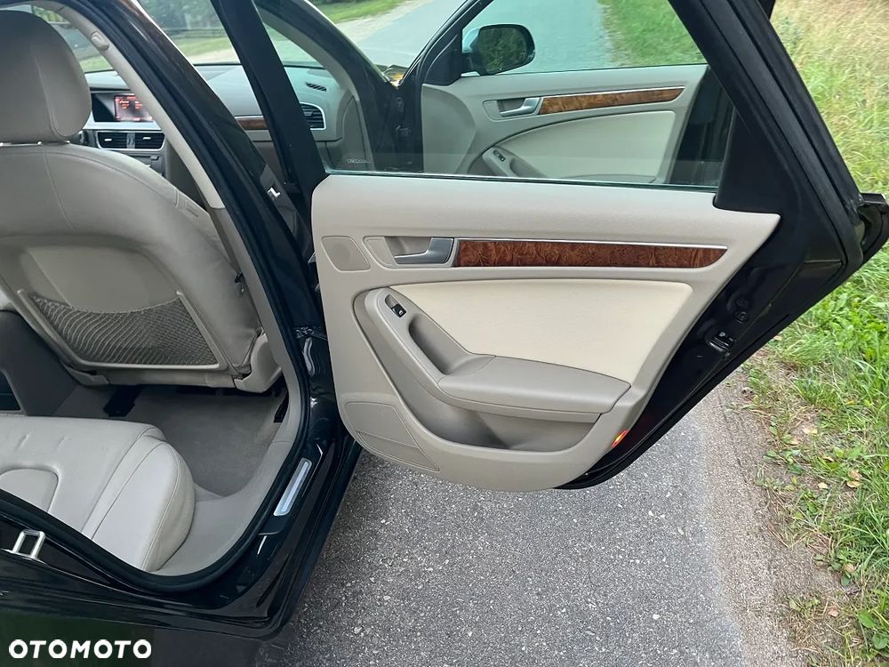 Audi A4 Avant 2.0 TDI DPF Ambition - 21