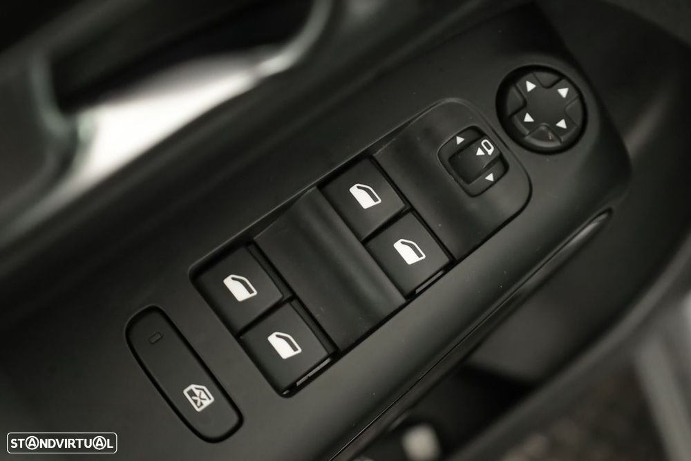 Citroën C5 Aircross 1.6 Hybrid Plus e-EAT8 - 21