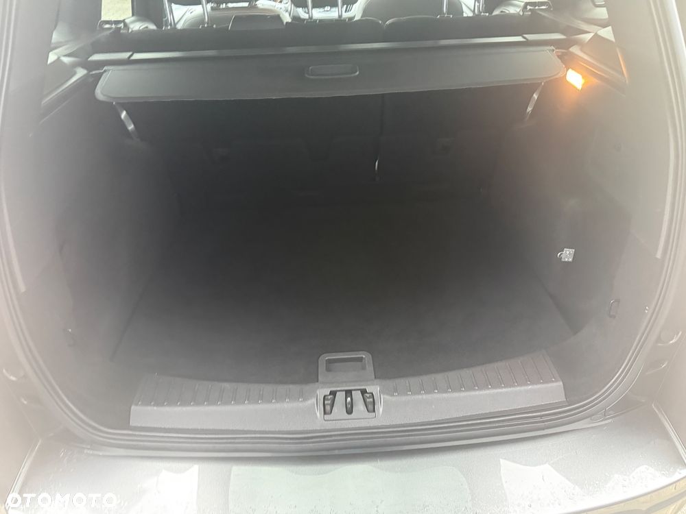 Ford Kuga 2.0 TDCi AWD ST-Line - 21