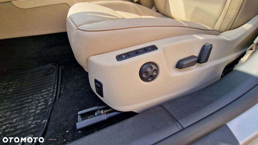 Skoda Superb 1.8 TSI Platinum DSG - 22
