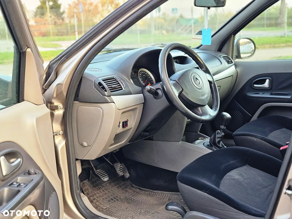 Renault Thalia 1.4 16V All Inclusive - 26