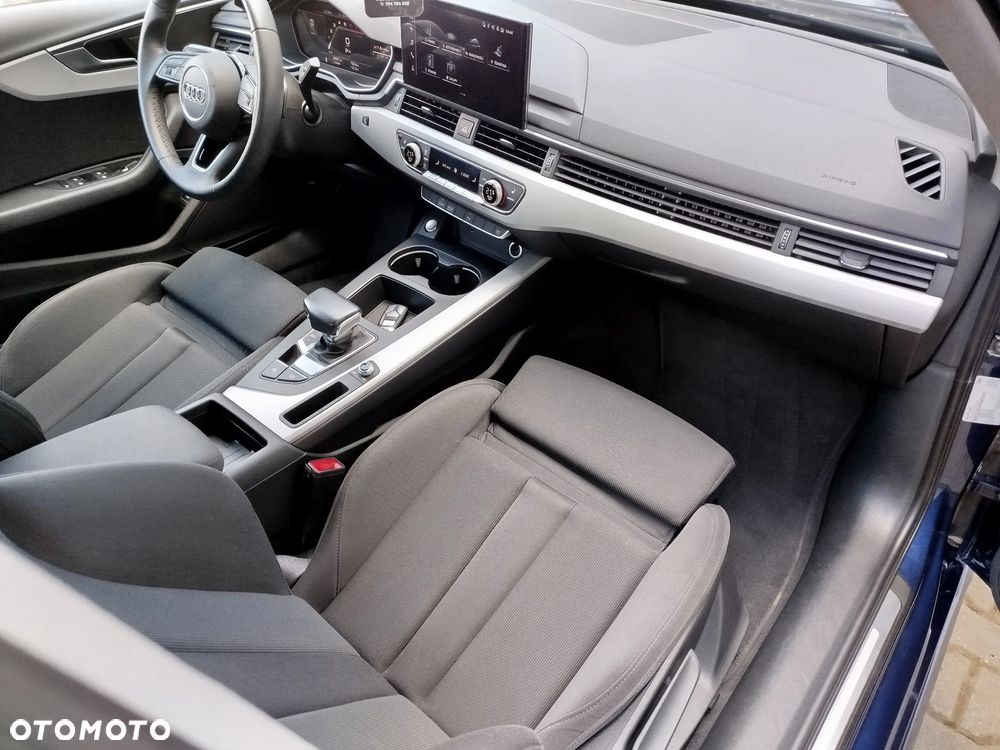 Audi A4 Limousine 35 TFSI mHEV Advanced S tronic - 14