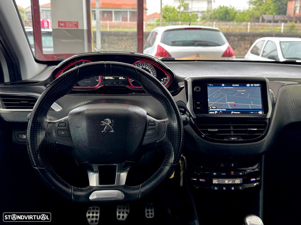 Peugeot 2008 PureTech 130 Stop&Start GT-Line Edition - 4