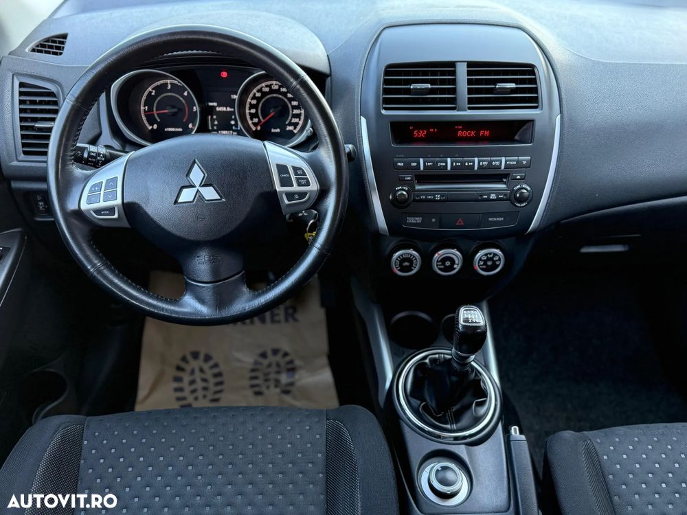 Mitsubishi ASX - 12