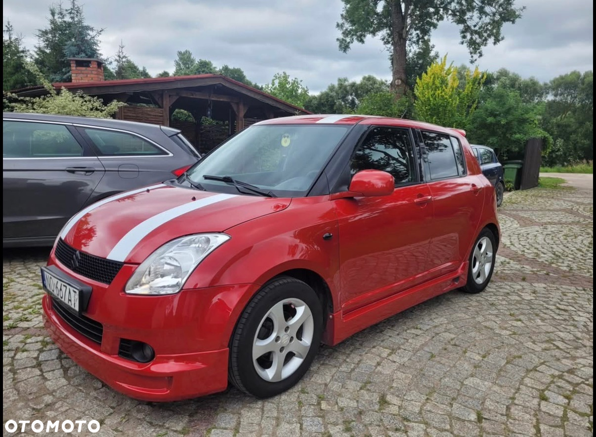 Suzuki Swift 1.3 Sakura - 2