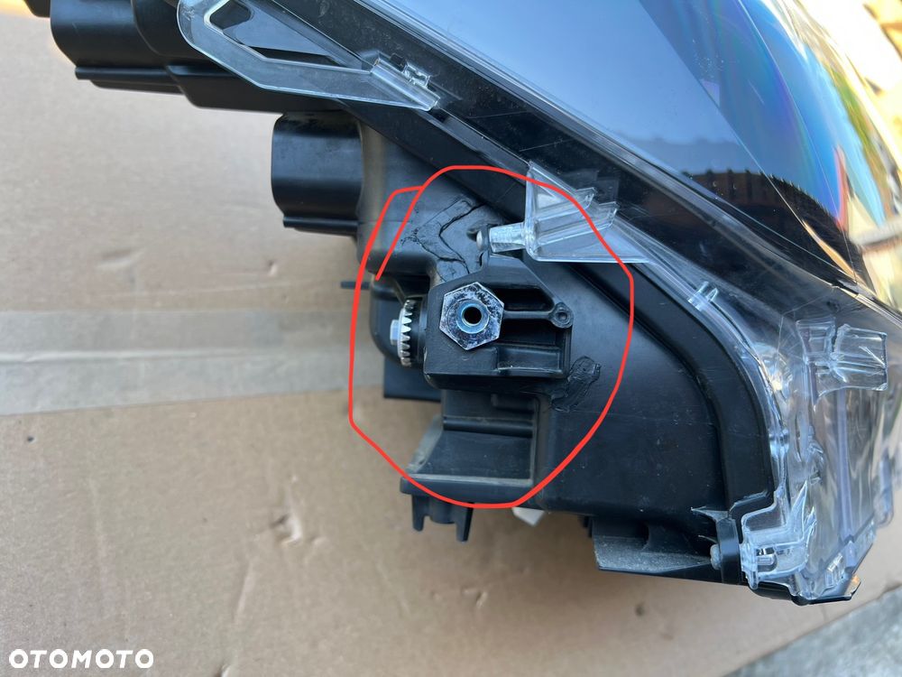 TOYOTA YARIS CROSS LAMPA REFLEKTOR FULL LED PRAWY NA MODUŁ SG 0D-314 - 3