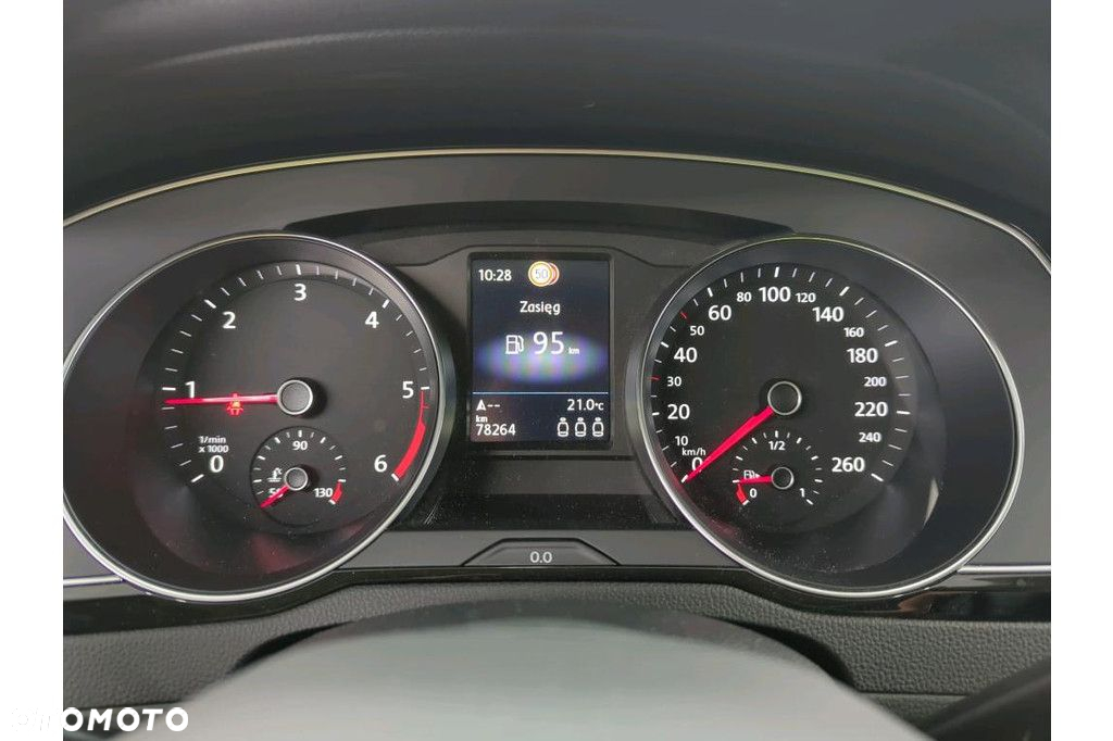 Volkswagen Passat - 5