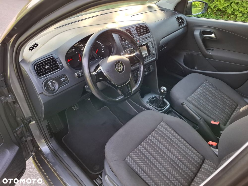 Volkswagen Polo 1.0 (Blue Motion Technology) Trendline - 9