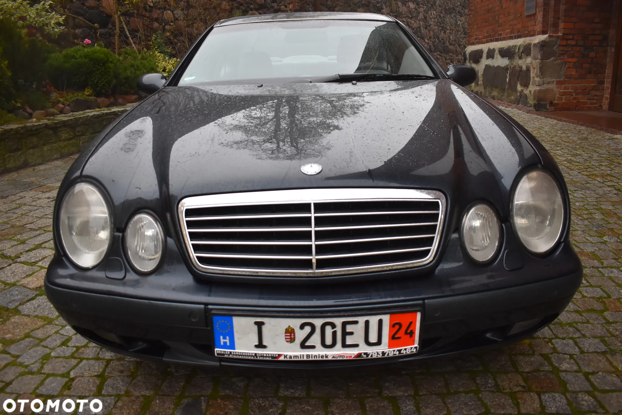 Mercedes-Benz CLK 320 - 21