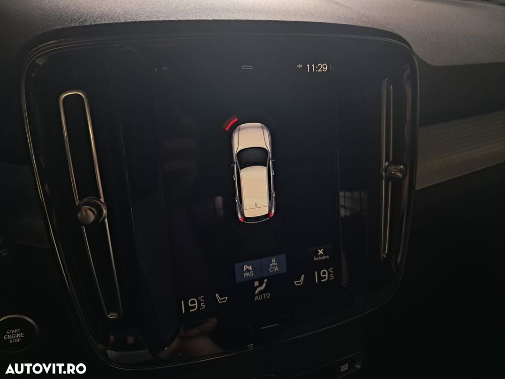 Volvo XC 40 - 24