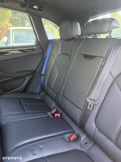 Porsche Macan T - 21