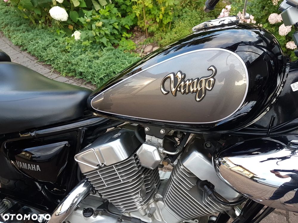 Yamaha XV - 11