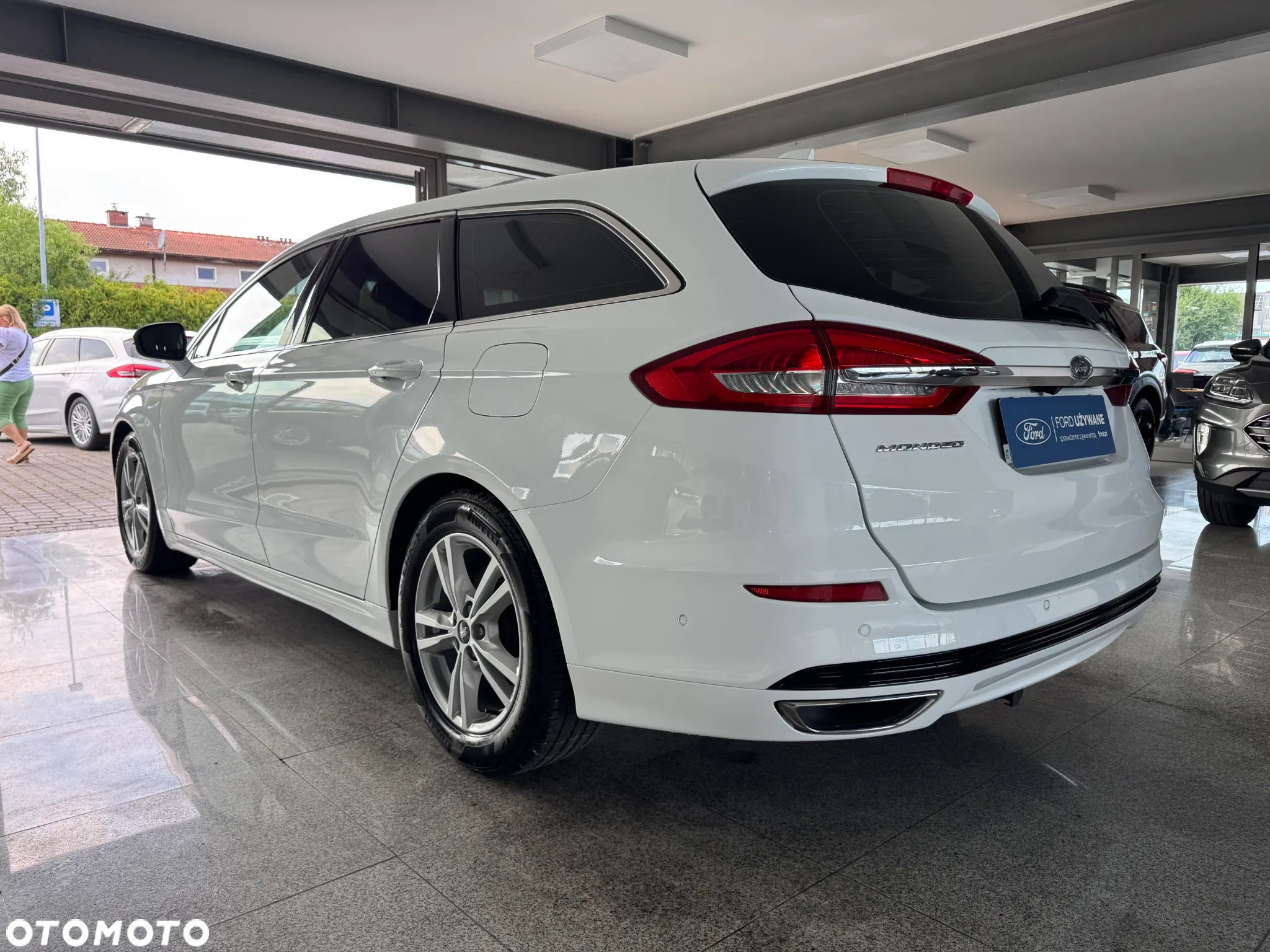 Ford Mondeo 2.0 EcoBlue Titanium - 13