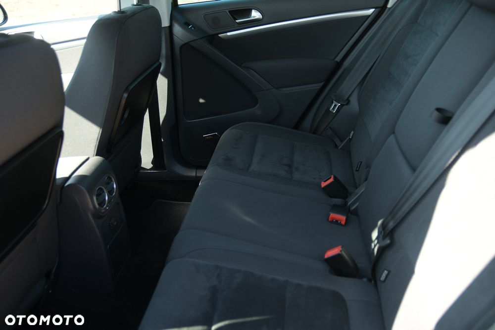 Volkswagen Tiguan 2.0 TDI DPF 4Motion DSG Sport & Style - 22