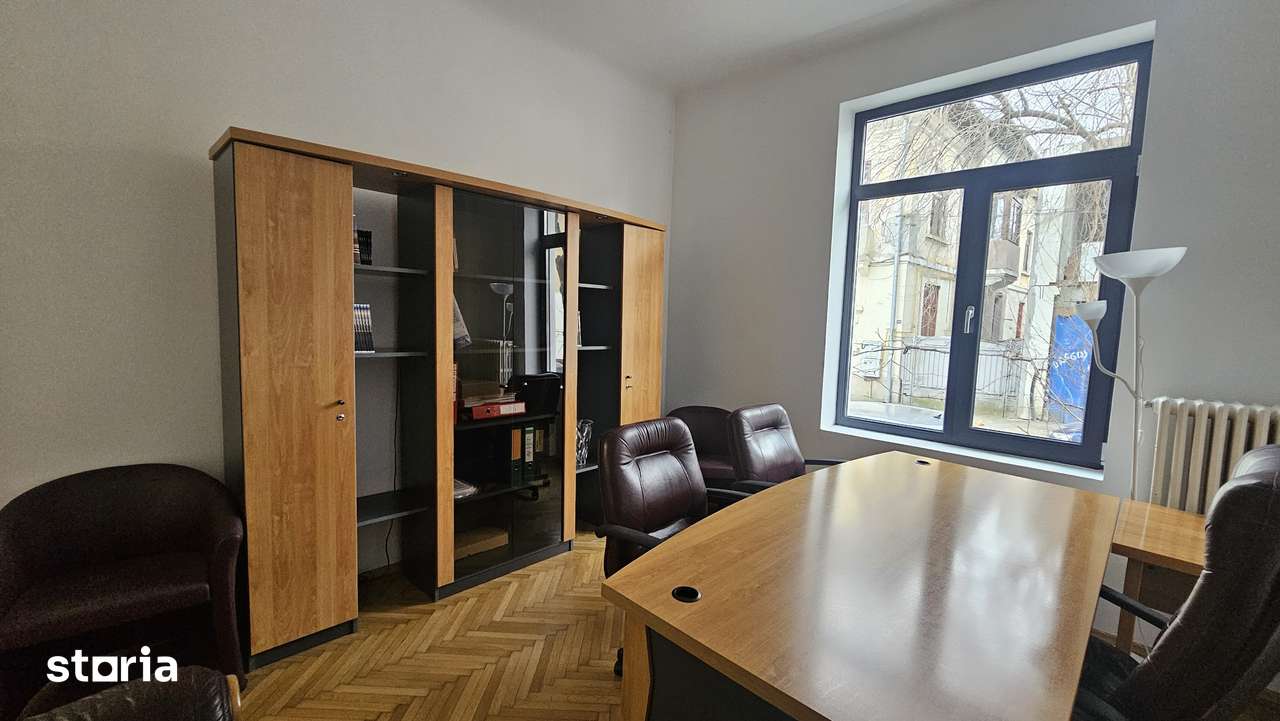 Vilă renovata Toamnei/Eminescu/Teren în Proprietate/Ideal Sediu Firmă - Imagine principală: 3/19