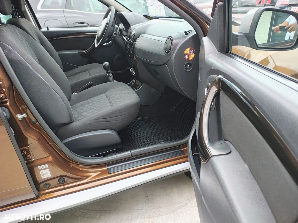 Dacia Duster dCi 110 FAP 4x4 Laureate - 7