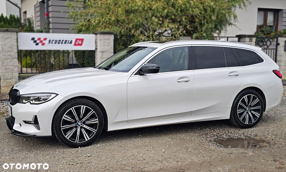 BMW Seria 3 320d xDrive Luxury Line sport - 5