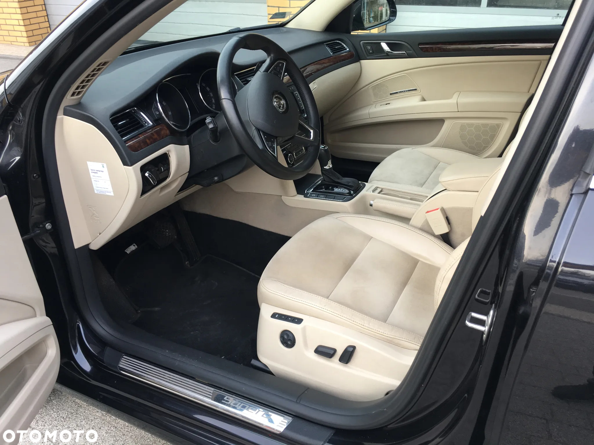 Skoda Superb 2.0 TDI 4x4 Platinum DSG - 14
