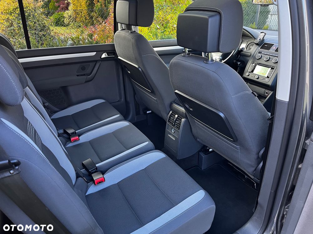 Volkswagen Touran 2.0 TDI DPF BlueMotion Technology Life - 11