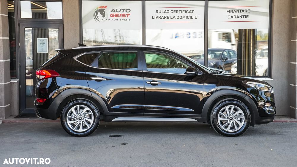 Hyundai Tucson 2.0 CRDI 4WD Intro Edition - 4