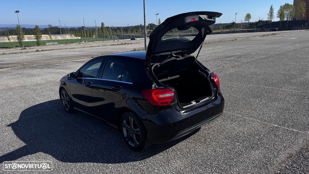 Mercedes-Benz A 180 CDI (BlueEFFICIENCY) Urban - 21