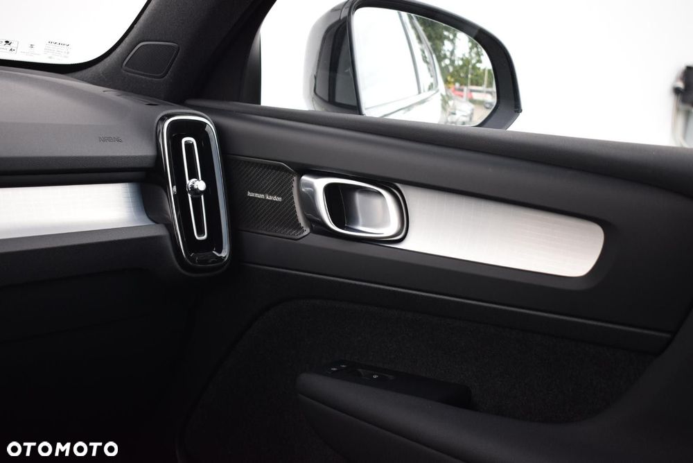Volvo XC 40 - 17